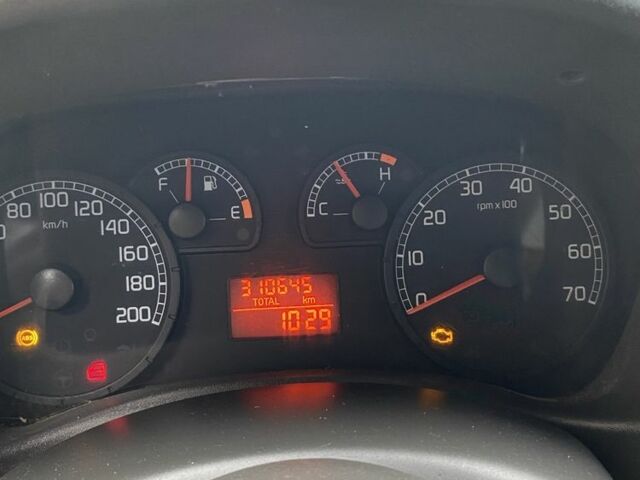 Бежевый Фиат 124, объемом двигателя 1.2 л и пробегом 310 тыс. км за 5800 $, фото 6 на Automoto.ua