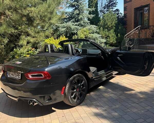 Фиат 124 2016 в Кривом Роге на Automoto.ua Черный Фиат 124, объемом двигателя 1.37 л и пробегом 110 тыс. км за 17500 $, фото 7 на Automoto.ua