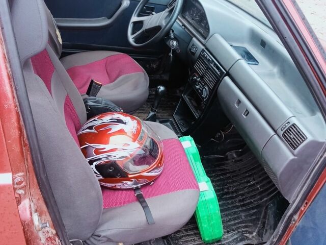 Червоний Фіат 124, об'ємом двигуна 1 л та пробігом 1 тис. км за 604 $, фото 5 на Automoto.ua