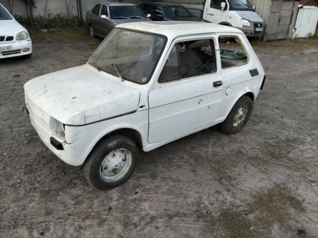 Белый Фиат 126, объемом двигателя 0 л и пробегом 216 тыс. км за 474 $, фото 1 на Automoto.ua