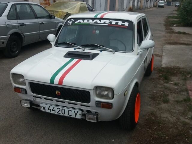 Белый Фиат 127, объемом двигателя 9 л и пробегом 36 тыс. км за 3023 $, фото 2 на Automoto.ua