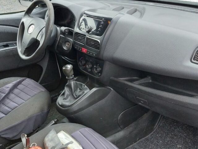 Білий Фіат 128, об'ємом двигуна 1.6 л та пробігом 170 тис. км за 5300 $, фото 7 на Automoto.ua