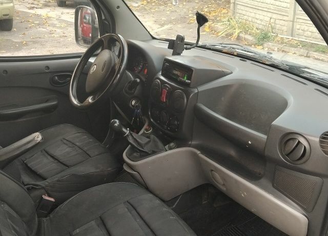 Сірий Фіат 128, об'ємом двигуна 1.2 л та пробігом 390 тис. км за 3999 $, фото 7 на Automoto.ua