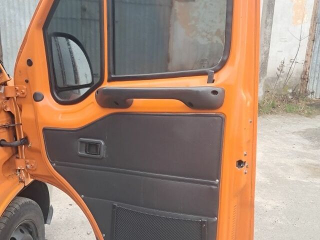 Желтый Фиат 130, объемом двигателя 1.9 л и пробегом 500 тыс. км за 1200 $, фото 9 на Automoto.ua