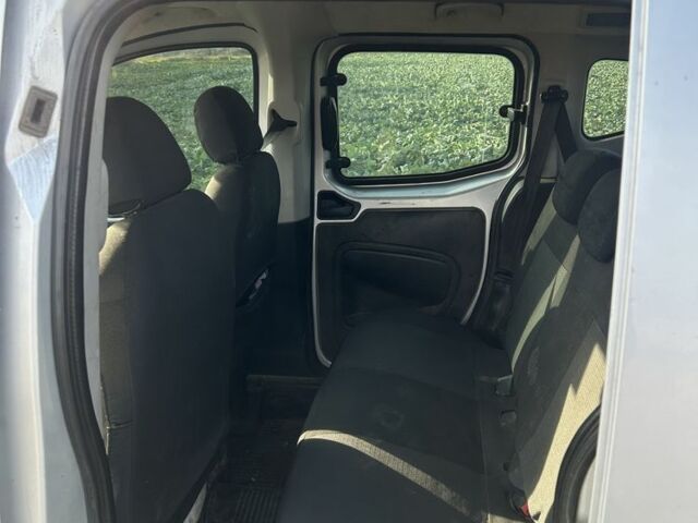 Сірий Фіат 130, об'ємом двигуна 1.3 л та пробігом 143 тис. км за 7300 $, фото 4 на Automoto.ua