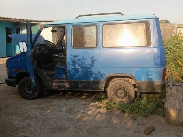 Синій Фіат 130, об'ємом двигуна 0 л та пробігом 105 тис. км за 400 $, фото 3 на Automoto.ua