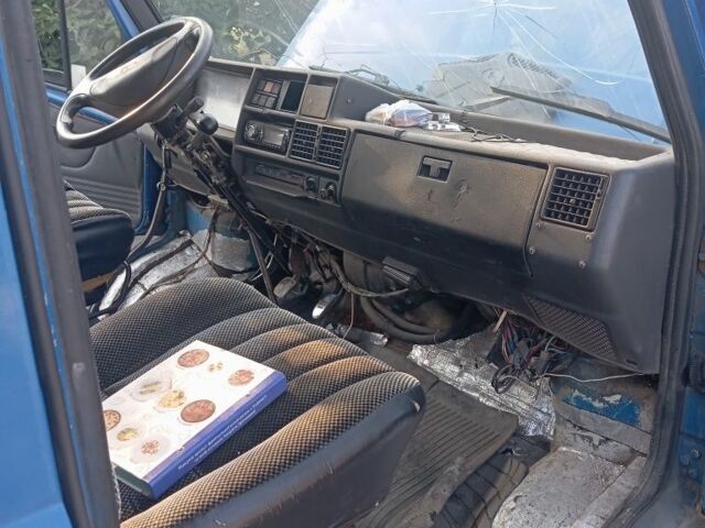 Синій Фіат 130, об'ємом двигуна 0 л та пробігом 105 тис. км за 400 $, фото 2 на Automoto.ua