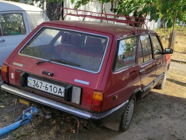 Красный Фиат 131, объемом двигателя 1 л и пробегом 200 тыс. км за 679 $, фото 2 на Automoto.ua
