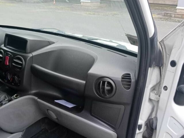 Фиат 132 2006 в Киеве на Automoto.ua Белый Фиат 132, объемом двигателя 1.4 л и пробегом 215 тыс. км за 3500 $, фото 6 на Automoto.ua