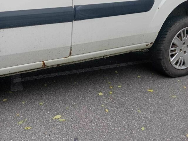 Фиат 132 2006 в Киеве на Automoto.ua Белый Фиат 132, объемом двигателя 1.4 л и пробегом 215 тыс. км за 3500 $, фото 5 на Automoto.ua