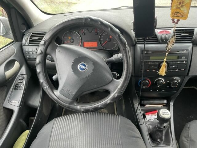 Зеленый Фиат 2300, объемом двигателя 1.2 л и пробегом 430 тыс. км за 1900 $, фото 6 на Automoto.ua