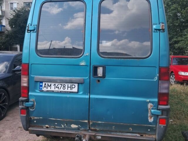 Зеленый Фиат 238, объемом двигателя 2.5 л и пробегом 100 тыс. км за 2399 $, фото 2 на Automoto.ua