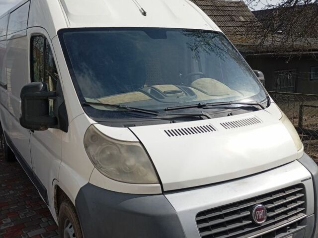 Білий Фіат 242, об'ємом двигуна 2.3 л та пробігом 555 тис. км за 7200 $, фото 1 на Automoto.ua