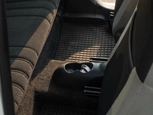 Белый Фиат 500, объемом двигателя 1.2 л и пробегом 145 тыс. км за 7190 $, фото 16 на Automoto.ua