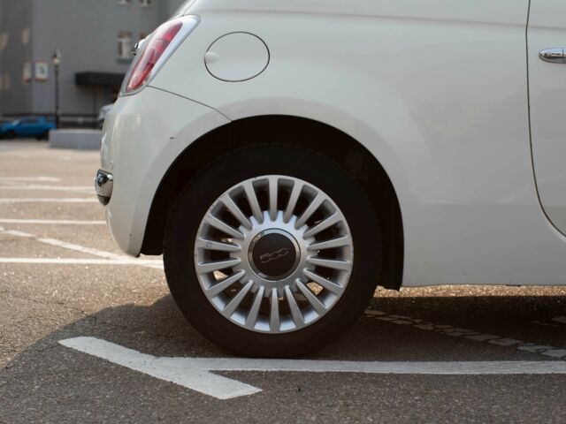 Белый Фиат 500, объемом двигателя 1.2 л и пробегом 145 тыс. км за 7190 $, фото 20 на Automoto.ua