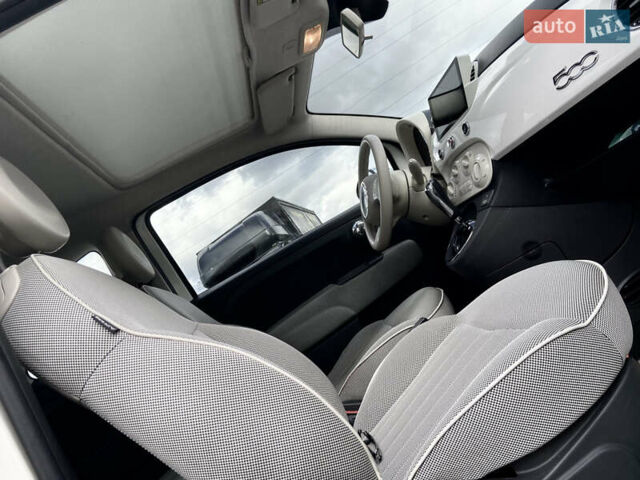 Білий Фіат 500, об'ємом двигуна 1.24 л та пробігом 165 тис. км за 8900 $, фото 9 на Automoto.ua