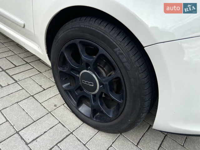 Білий Фіат 500, об'ємом двигуна 1.24 л та пробігом 165 тис. км за 8900 $, фото 5 на Automoto.ua