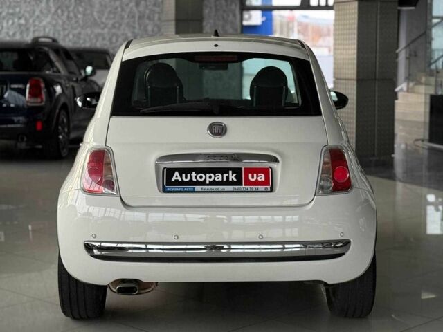 Белый Фиат 500, объемом двигателя 1.4 л и пробегом 100 тыс. км за 6940 $, фото 5 на Automoto.ua
