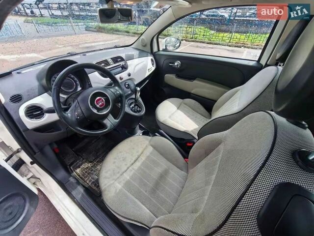 Білий Фіат 500, об'ємом двигуна 1.24 л та пробігом 130 тис. км за 5500 $, фото 10 на Automoto.ua