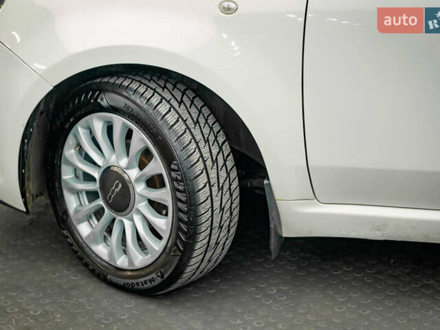 Белый Фиат 500, объемом двигателя 1.24 л и пробегом 115 тыс. км за 5999 $, фото 7 на Automoto.ua