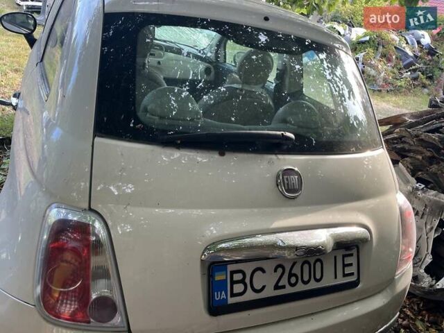Белый Фиат 500, объемом двигателя 1.4 л и пробегом 95 тыс. км за 4500 $, фото 3 на Automoto.ua