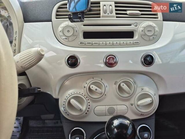 Фиат 500 2012 в Одессе на Automoto.ua Белый Фиат 500, объемом двигателя 1.37 л и пробегом 171 тыс. км за 6700 $, фото 16 на Automoto.ua