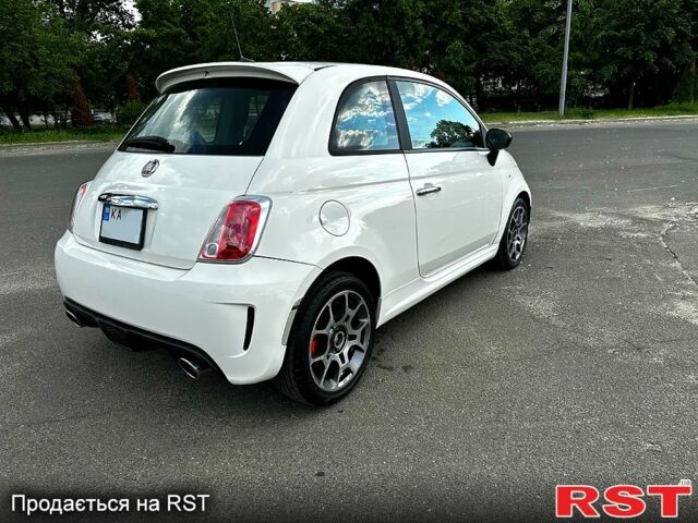 Білий Фіат 500, об'ємом двигуна 1.4 л та пробігом 195 тис. км за 7200 $, фото 1 на Automoto.ua