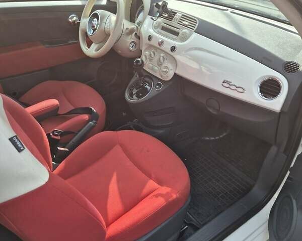 Фиат 500 2012 в Одессе на Automoto.ua Белый Фиат 500, объемом двигателя 1.37 л и пробегом 171 тыс. км за 6700 $, фото 12 на Automoto.ua