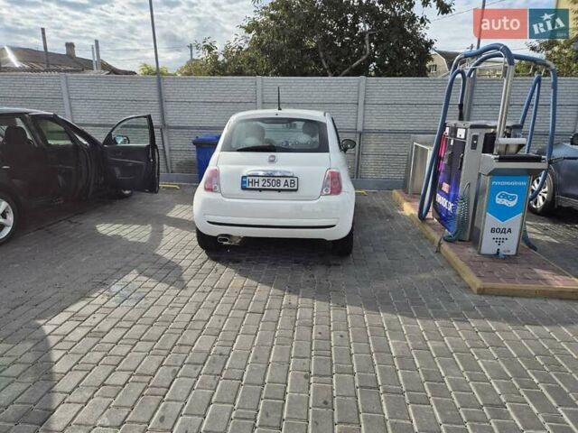 Фиат 500 2012 в Одессе на Automoto.ua Белый Фиат 500, объемом двигателя 1.37 л и пробегом 171 тыс. км за 6700 $, фото 6 на Automoto.ua