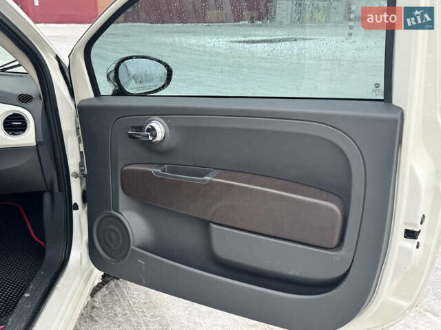 Белый Фиат 500, объемом двигателя 1.37 л и пробегом 190 тыс. км за 5800 $, фото 12 на Automoto.ua