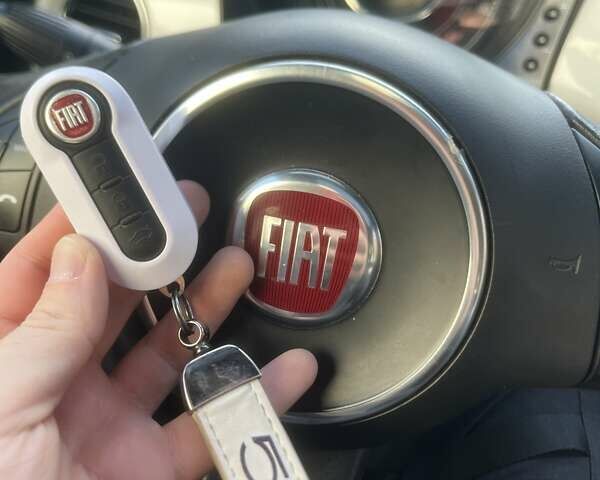 Білий Фіат 500, об'ємом двигуна 1.37 л та пробігом 166 тис. км за 6900 $, фото 24 на Automoto.ua