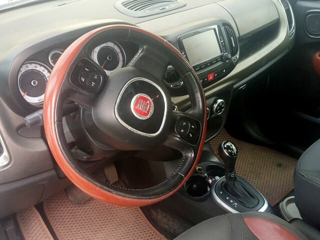 Білий Фіат 500, об'ємом двигуна 1.4 л та пробігом 111 тис. км за 7900 $, фото 2 на Automoto.ua