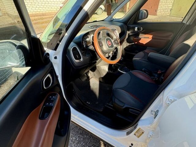 Білий Фіат 500, об'ємом двигуна 1.4 л та пробігом 176 тис. км за 8100 $, фото 18 на Automoto.ua