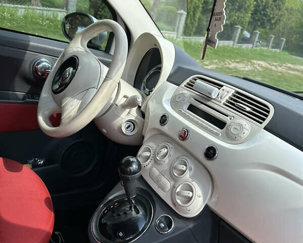 Білий Фіат 500, об'ємом двигуна 1.37 л та пробігом 173 тис. км за 6800 $, фото 8 на Automoto.ua