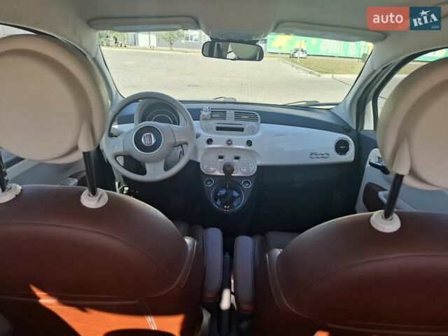 Білий Фіат 500, об'ємом двигуна 1.37 л та пробігом 142 тис. км за 10500 $, фото 24 на Automoto.ua