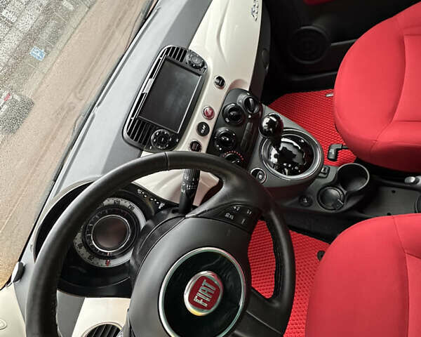 Белый Фиат 500, объемом двигателя 1.37 л и пробегом 141 тыс. км за 7000 $, фото 9 на Automoto.ua