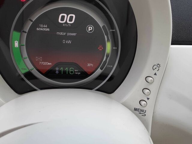Білий Фіат 500, об'ємом двигуна 0 л та пробігом 72 тис. км за 5496 $, фото 21 на Automoto.ua