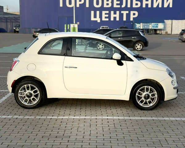 Белый Фиат 500, объемом двигателя 1.37 л и пробегом 143 тыс. км за 7500 $, фото 2 на Automoto.ua