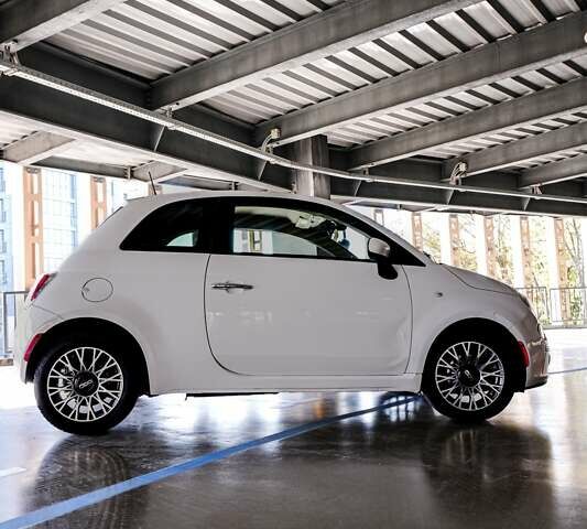 Білий Фіат 500, об'ємом двигуна 1.4 л та пробігом 129 тис. км за 7500 $, фото 2 на Automoto.ua