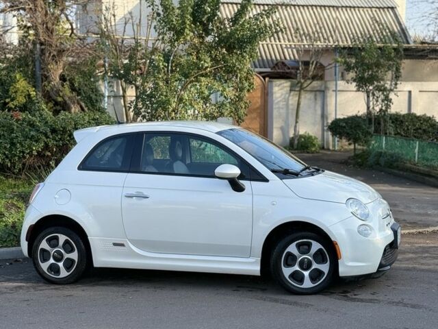 Білий Фіат 500, об'ємом двигуна 0 л та пробігом 135 тис. км за 7000 $, фото 16 на Automoto.ua