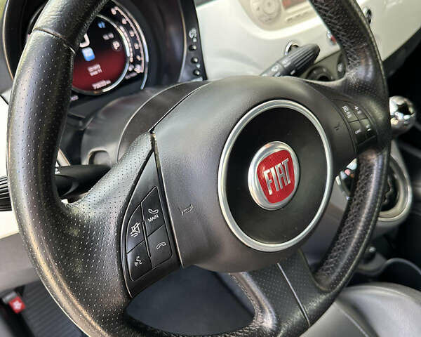 Білий Фіат 500, об'ємом двигуна 1.4 л та пробігом 79 тис. км за 10500 $, фото 25 на Automoto.ua