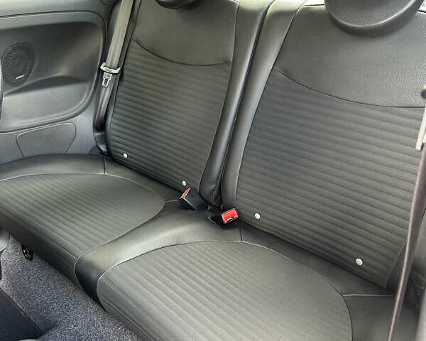 Білий Фіат 500, об'ємом двигуна 1.4 л та пробігом 79 тис. км за 10500 $, фото 32 на Automoto.ua