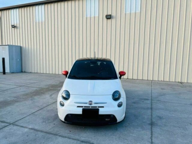 Белый Фиат 500, объемом двигателя 0 л и пробегом 78 тыс. км за 3000 $, фото 1 на Automoto.ua