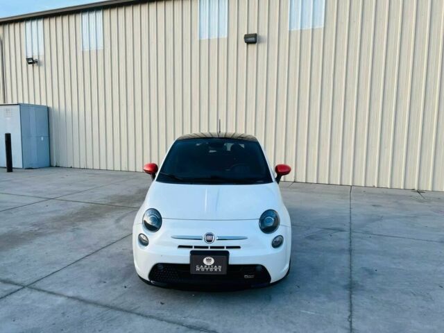 Білий Фіат 500, об'ємом двигуна 0 л та пробігом 72 тис. км за 2100 $, фото 1 на Automoto.ua