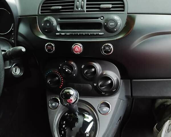 Білий Фіат 500, об'ємом двигуна 1.37 л та пробігом 71 тис. км за 10500 $, фото 9 на Automoto.ua