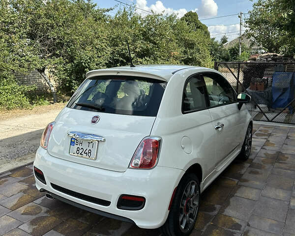 Білий Фіат 500, об'ємом двигуна 1.4 л та пробігом 79 тис. км за 10500 $, фото 3 на Automoto.ua