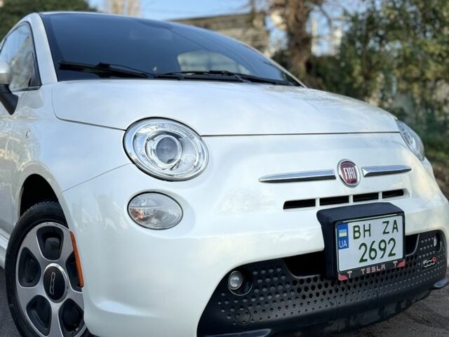 Білий Фіат 500, об'ємом двигуна 0 л та пробігом 135 тис. км за 7000 $, фото 9 на Automoto.ua