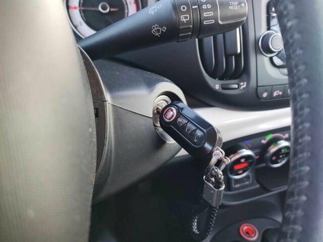 Білий Фіат 500, об'ємом двигуна 1.3 л та пробігом 153 тис. км за 9500 $, фото 12 на Automoto.ua