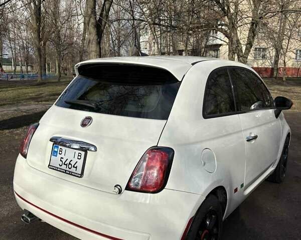 Белый Фиат 500, объемом двигателя 1.37 л и пробегом 103 тыс. км за 10000 $, фото 4 на Automoto.ua
