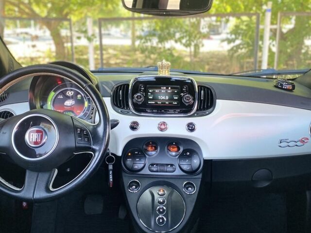 Білий Фіат 500, об'ємом двигуна 0 л та пробігом 122 тис. км за 6750 $, фото 4 на Automoto.ua